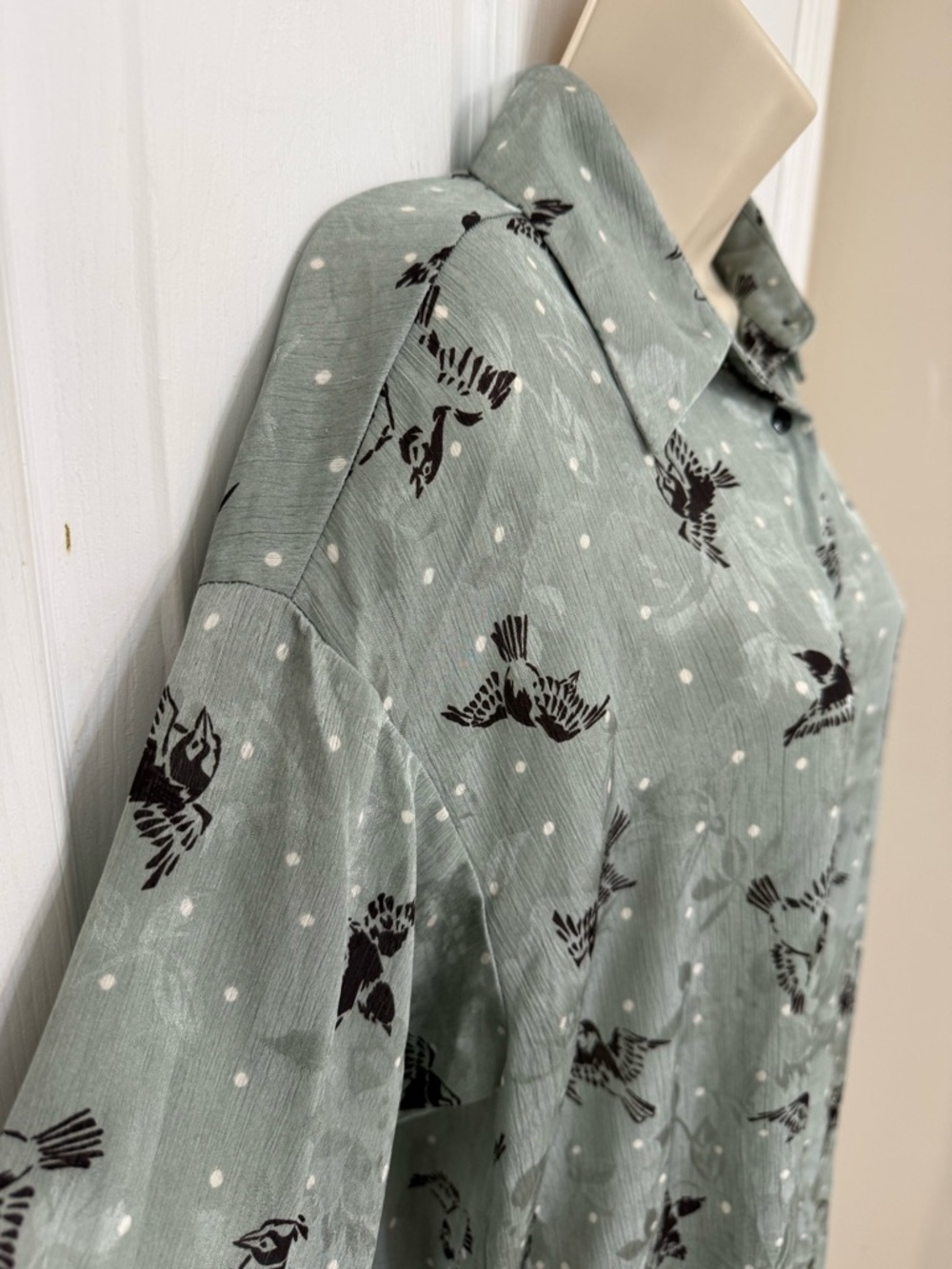 Zara Basic Bird Print Button Down Blouse Sage Green Polka Dot Size M - Picture 6 of 13